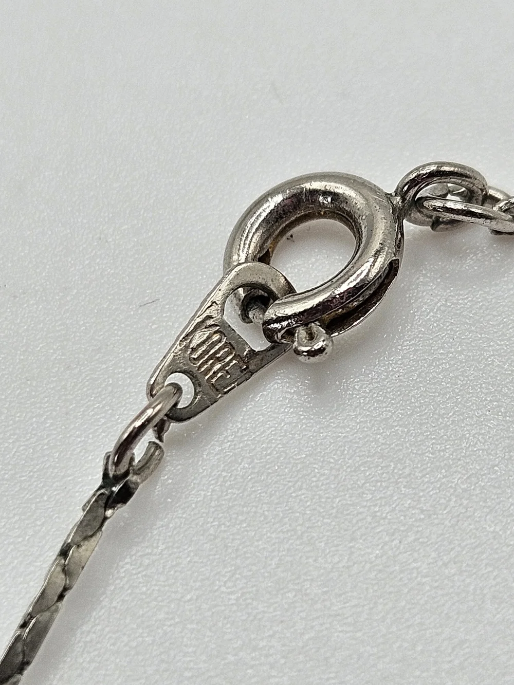 VINTAGE Dainty Silver Tone Faux Pearl Station Strand Necklace Korea
